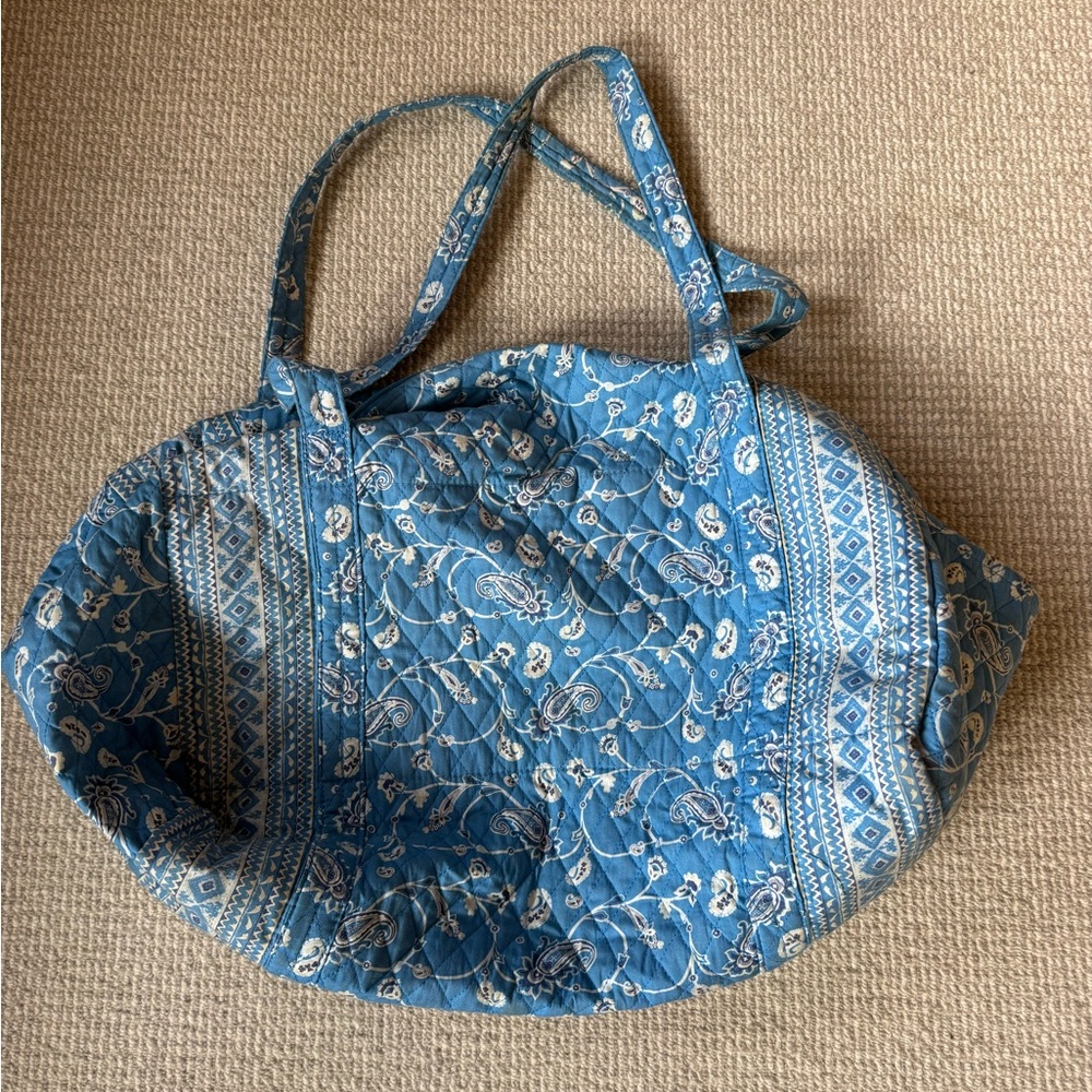 Vera Bradley large weekender duffle bag